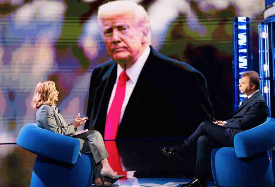 Speranze e timori per il viaggio di Meloni da Trump. E in FdI c'è chi dice: "Meglio se vinceva Kamala..."