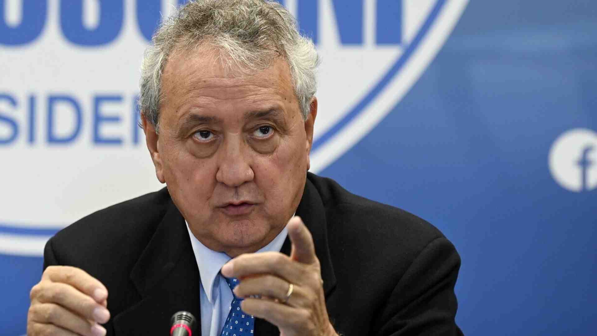 Immagine di Abodi pensa a 10 anni di carcere per chi aggredisce gli arbitri. Barelli (Forza Italia): “Le norme già ci sono”