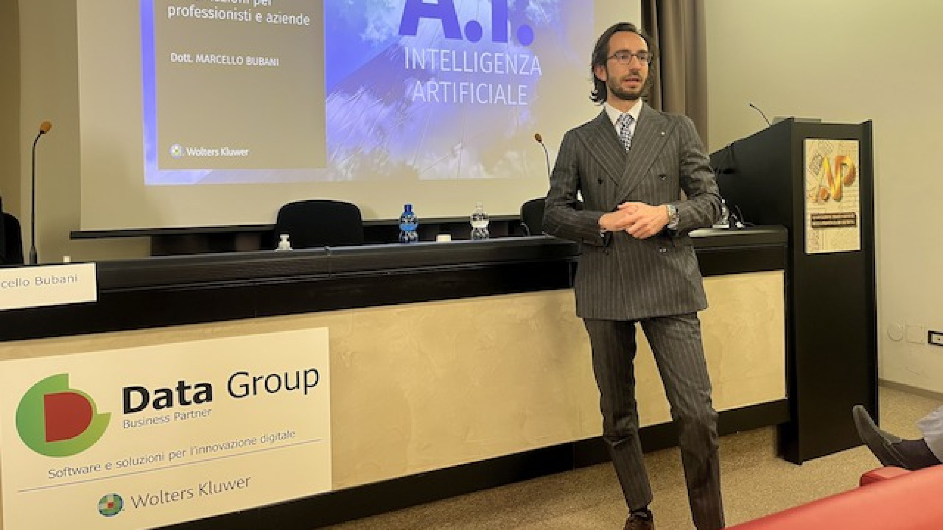Immagine di AI: beneficiamone, non subiamola