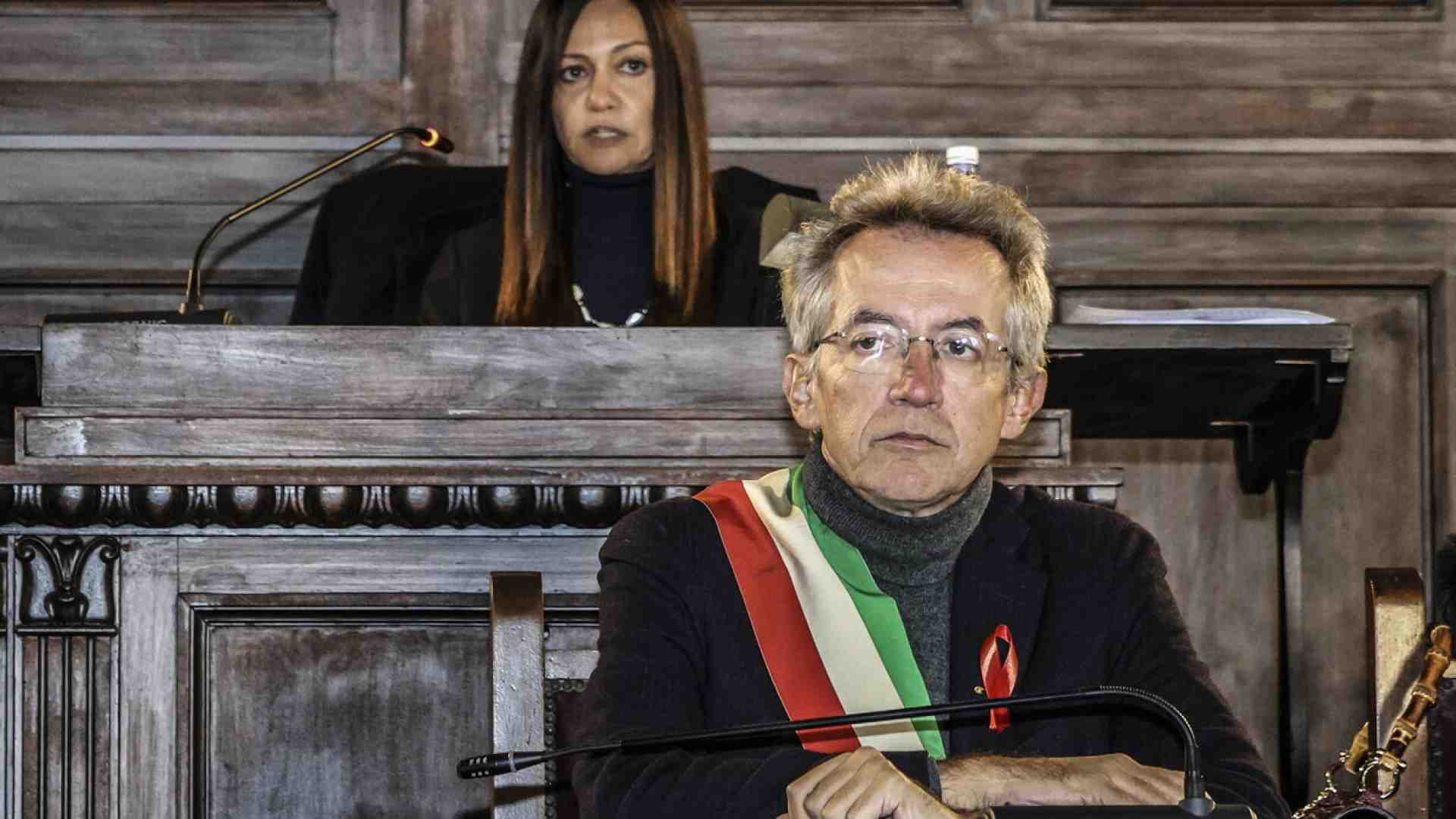Immagine di Il pasticcio sulle tasse del comune di Napoli e il richiamo della Consulta
