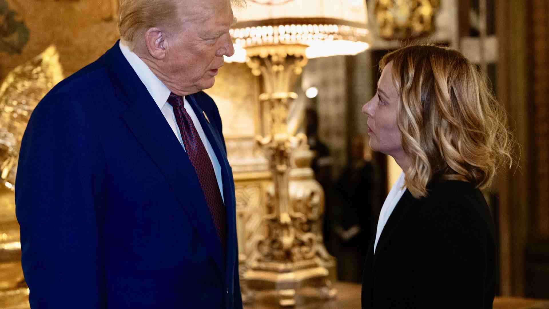 Immagine di In Fratelli d'Italia sempre più freddi con Trump. "Solo rapporti istituzionali"
