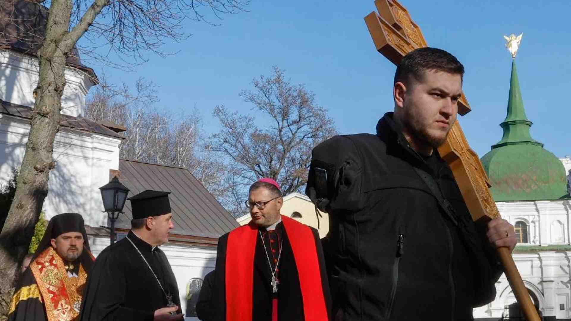 Immagine di Il Nunzio apostolico a Kiev Kulbokas: «Basta attese, serve una tregua»