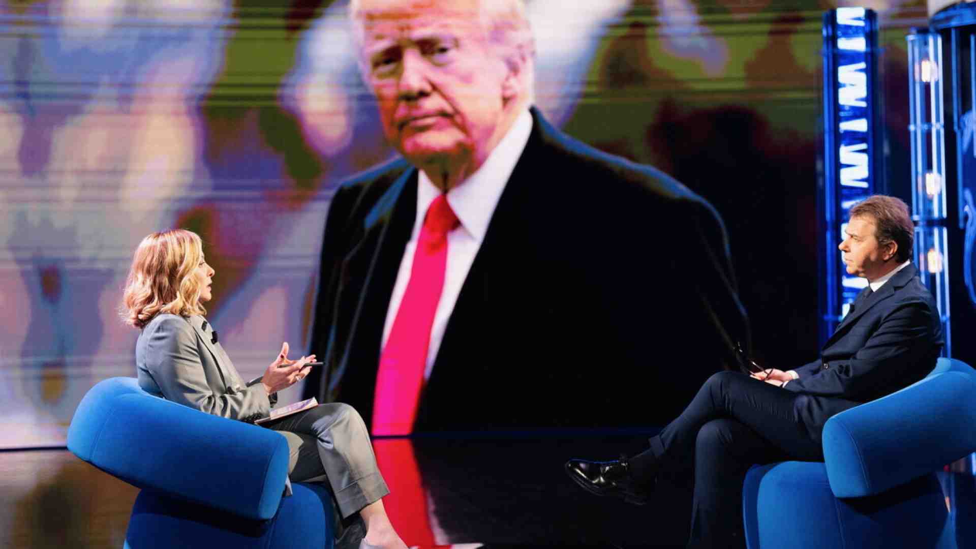 Immagine di Meloni da Trump, ansie e speranze. Fazzolari: "Viaggio ricco di insidie"