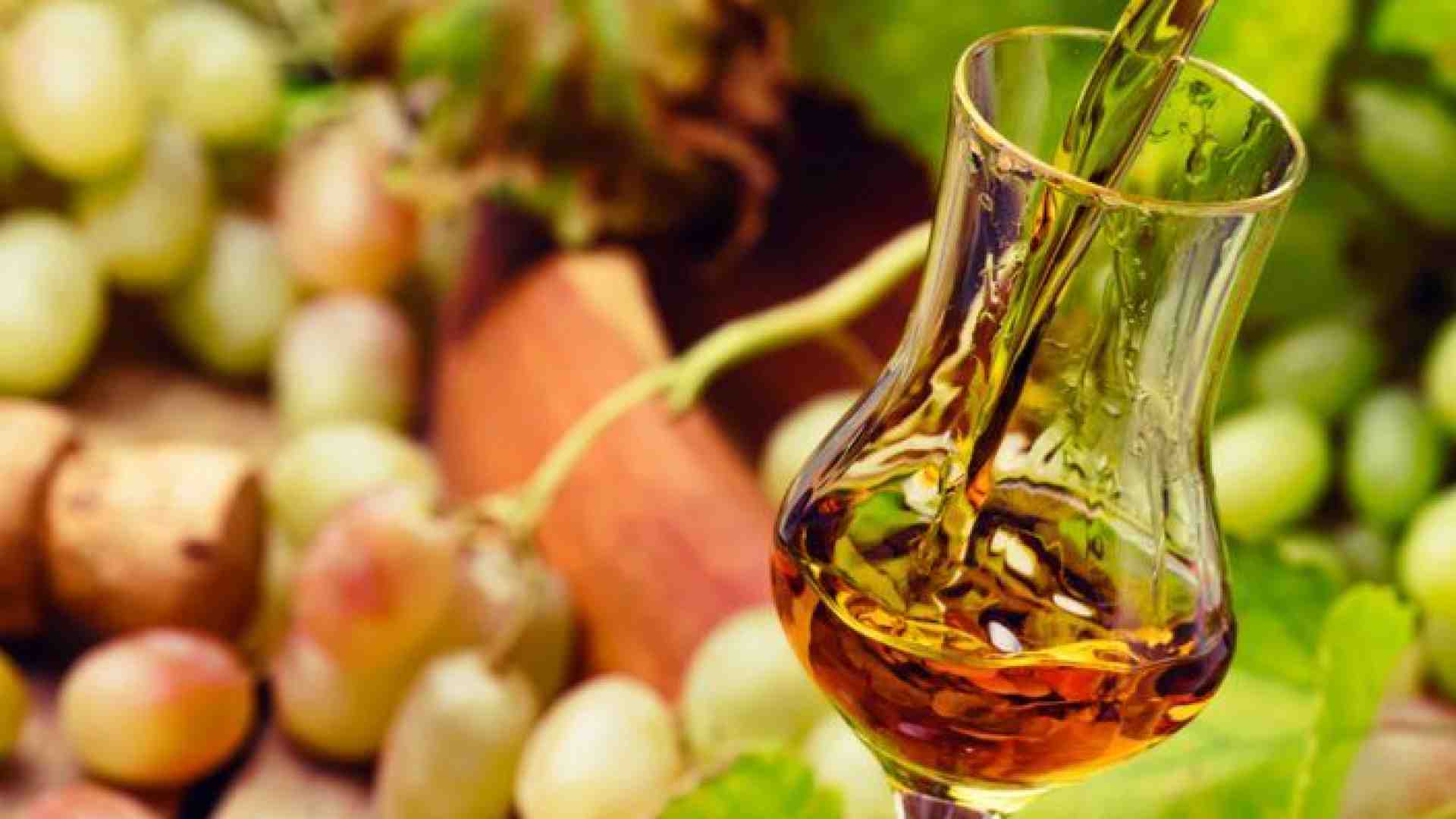 Immagine di A Pasqua vince il pranzo a casa. E la grappa è protagonista