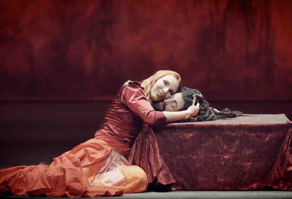 La "Salome" di Alexander Soddy è travolgente e teatrale come poche