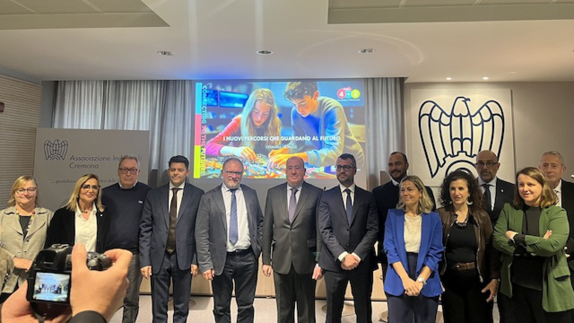 Immagine di Alla ricerca delle ‘Connessioni per il Futuro’