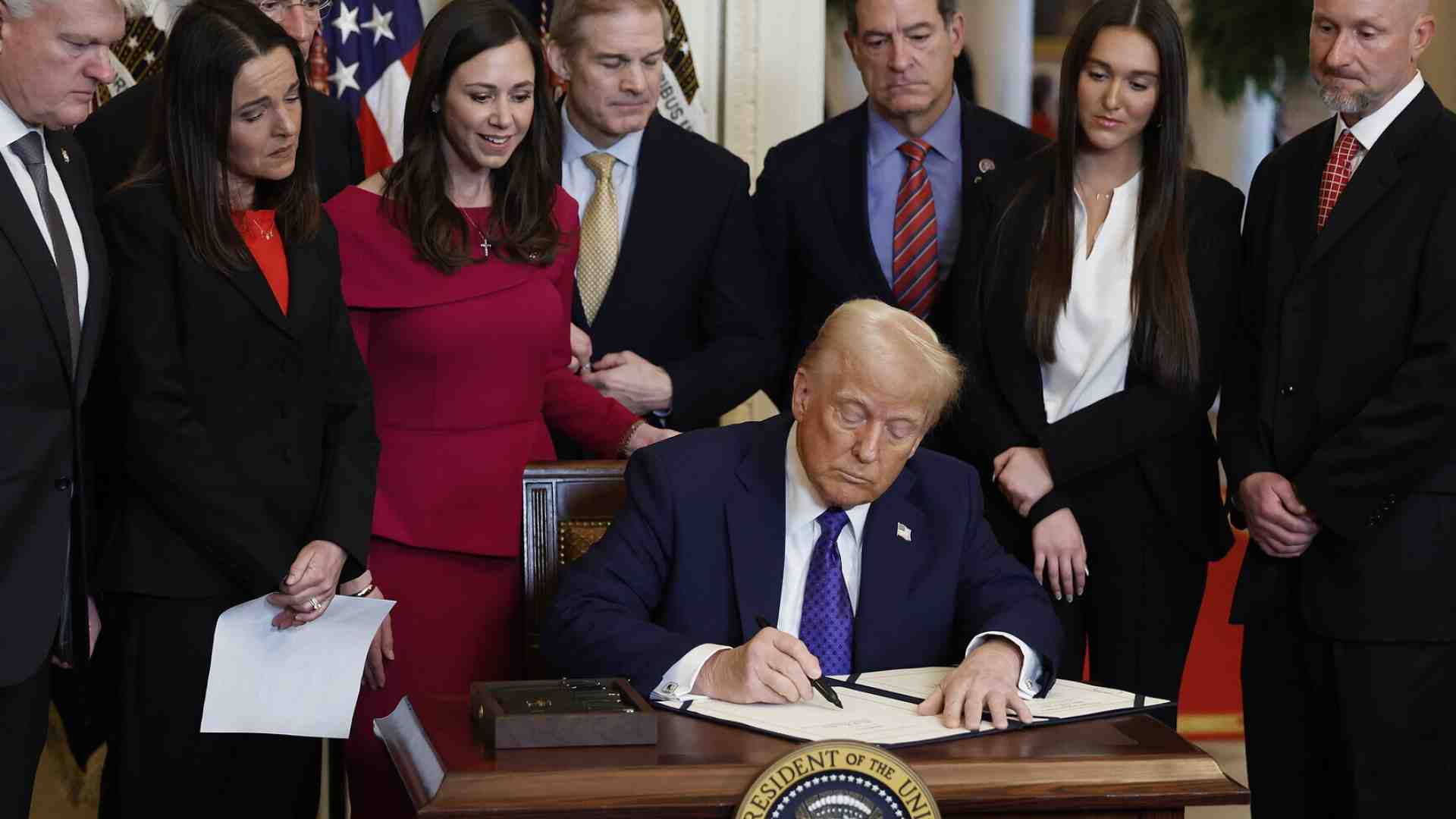Immagine di App di sorveglianza e database. Così Trump rintraccia gli immigrati clandestini casa per casa