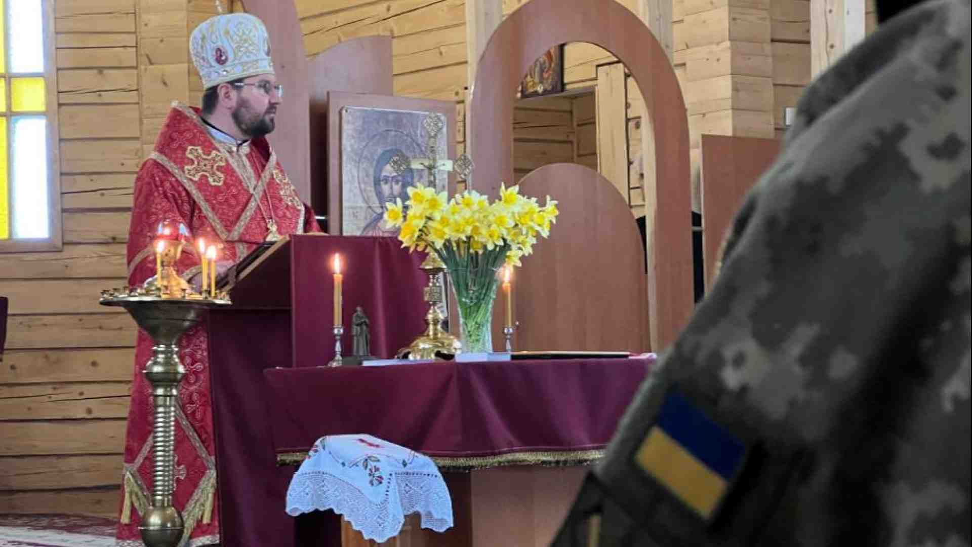 Immagine di «Io, vescovo, che non posso celebrare Pasqua nella mia diocesi occupata»