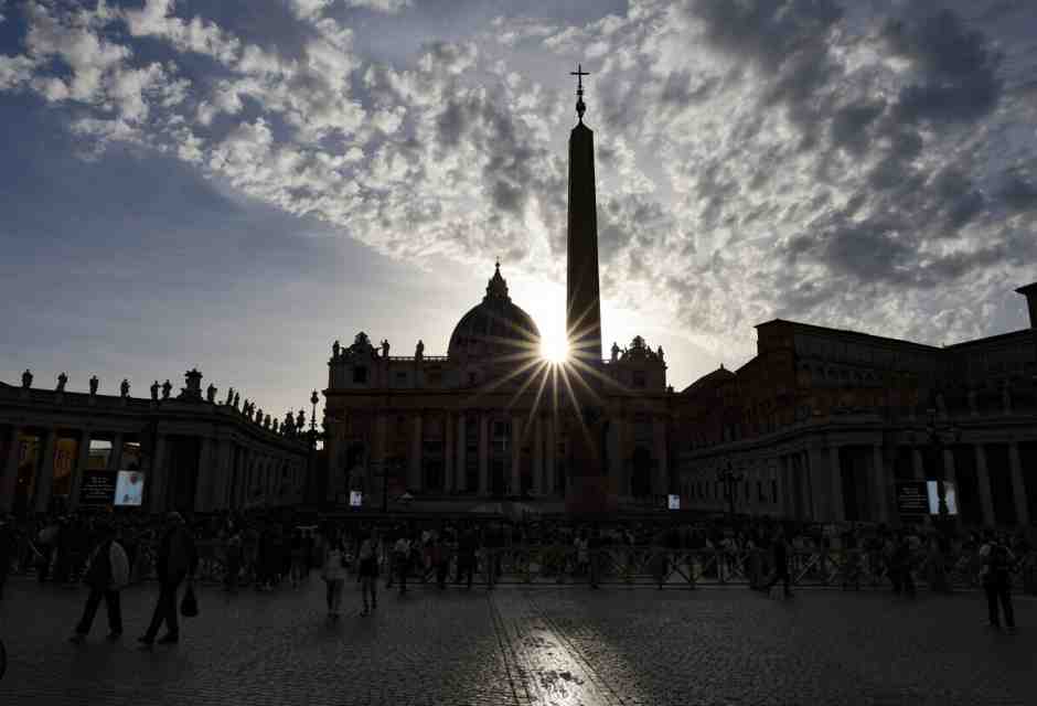 I vigili, l’Atac e i bagni chimici. L’anarchica preparazione di Roma al funerale
