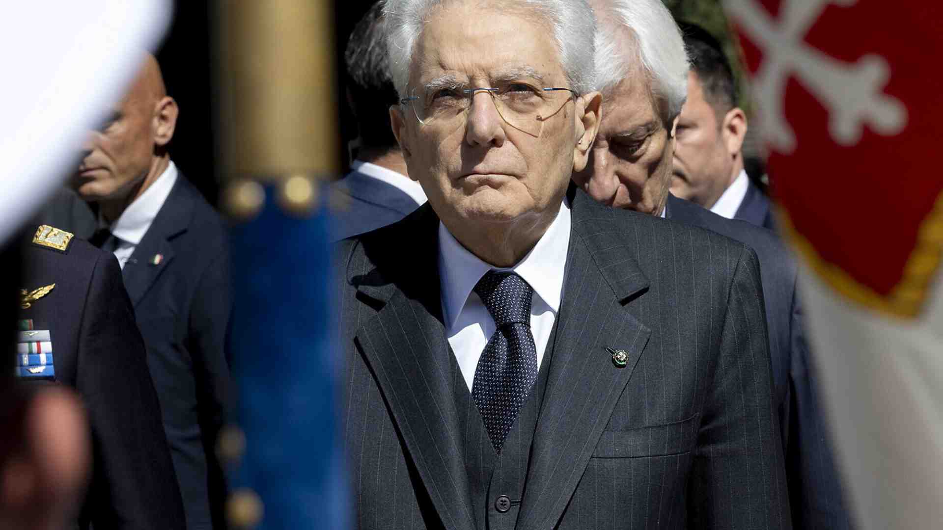 Immagine di Mattarella: "È sempre tempo di resistenza". E cita il Papa e Ventotene