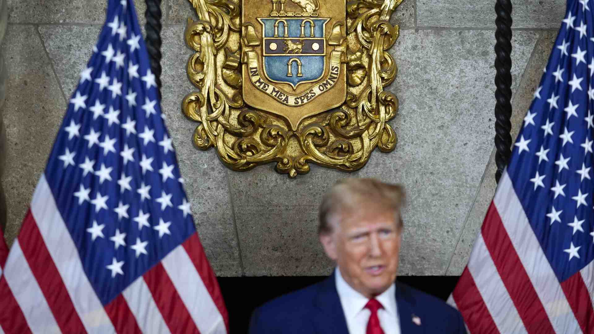 Immagine di Trump si riscopre arredatore, con la mania dell'oro