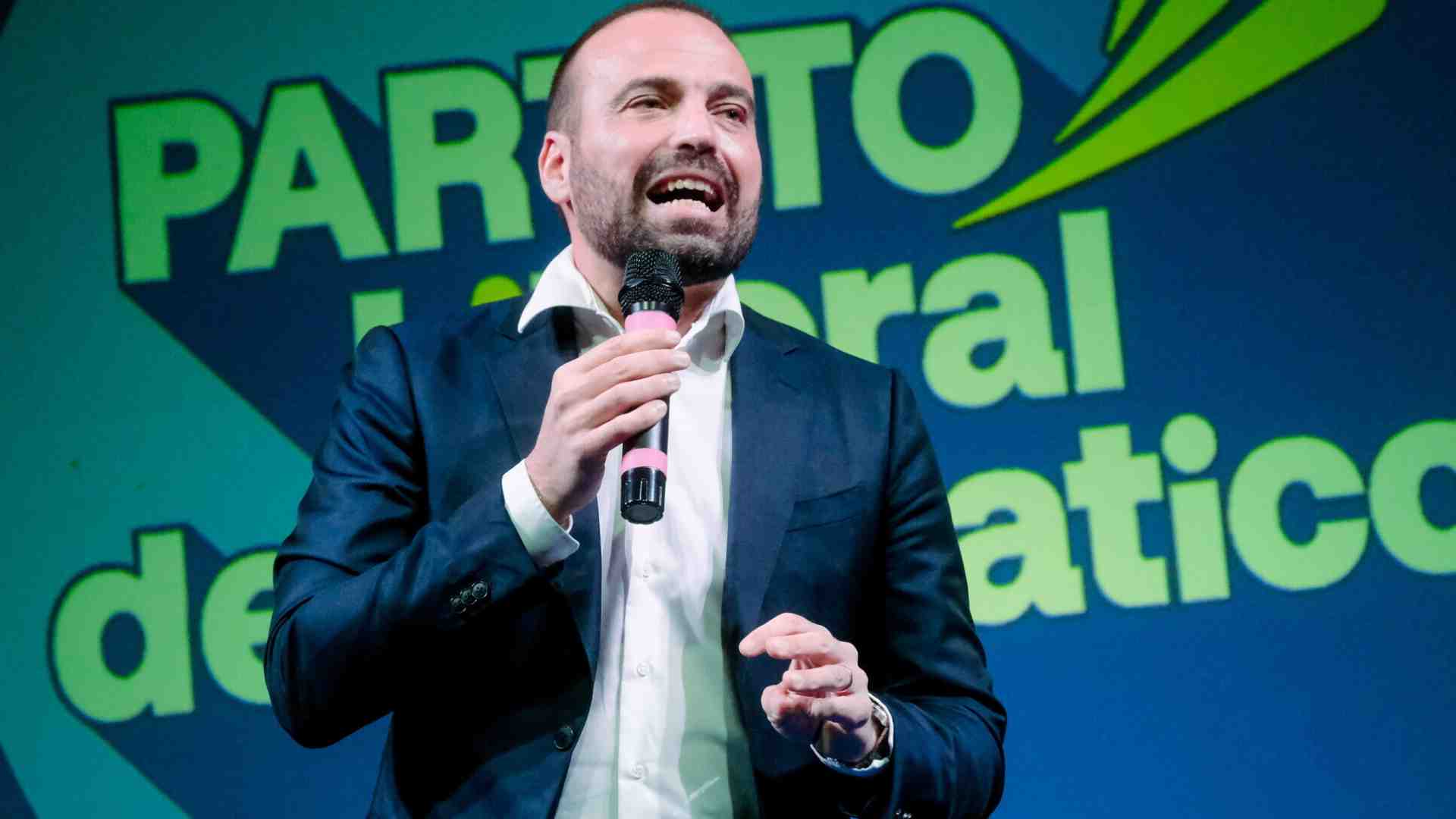Immagine di Referendum, banche, Pd, Meloni. Parla il libdem Marattin