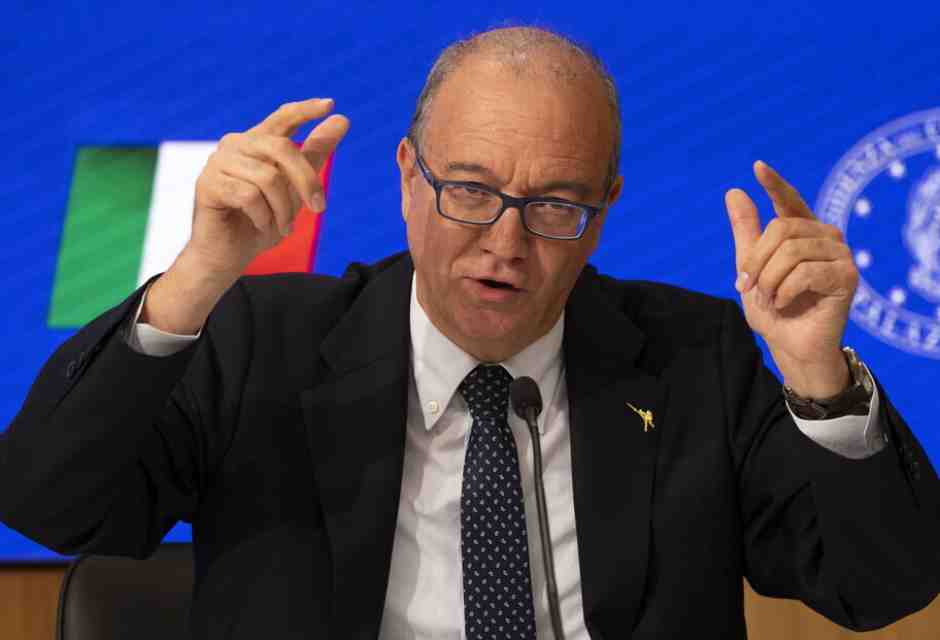 Giuseppe Valditara (Ansa)