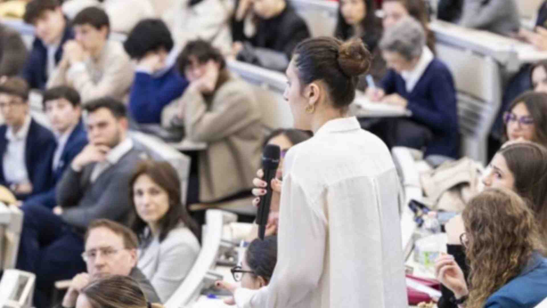Immagine di Beccalli: gli studenti dell'Università Cattolica siano veri protagonisti