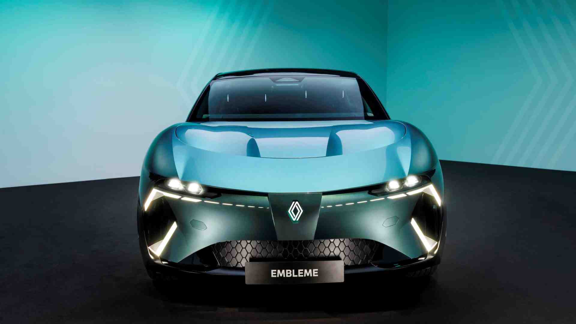 Immagine di Renault Embleme, la prima auto-laboratorio ricicabile al 90%