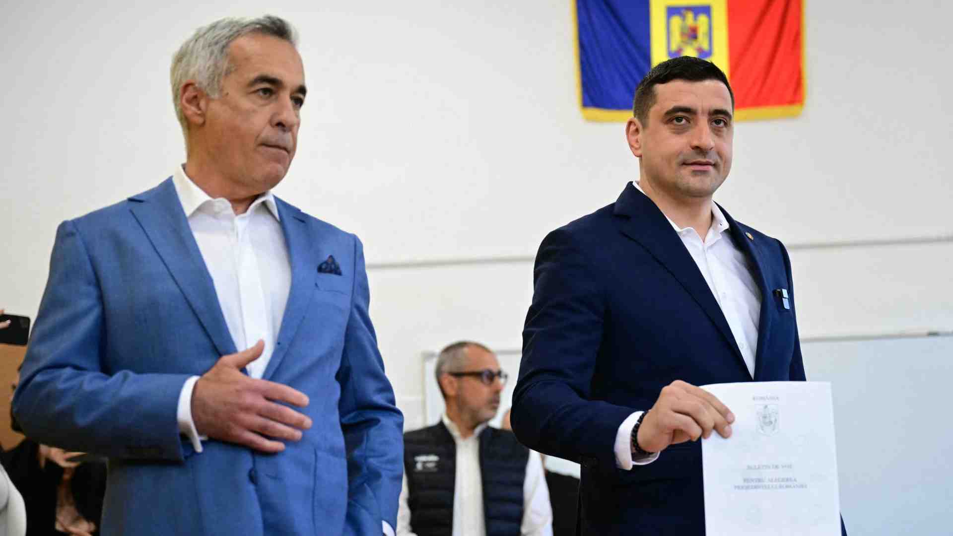 Immagine di La Romania sceglie ancora l'estrema destra, Simion al 40% sfiderà Dan
