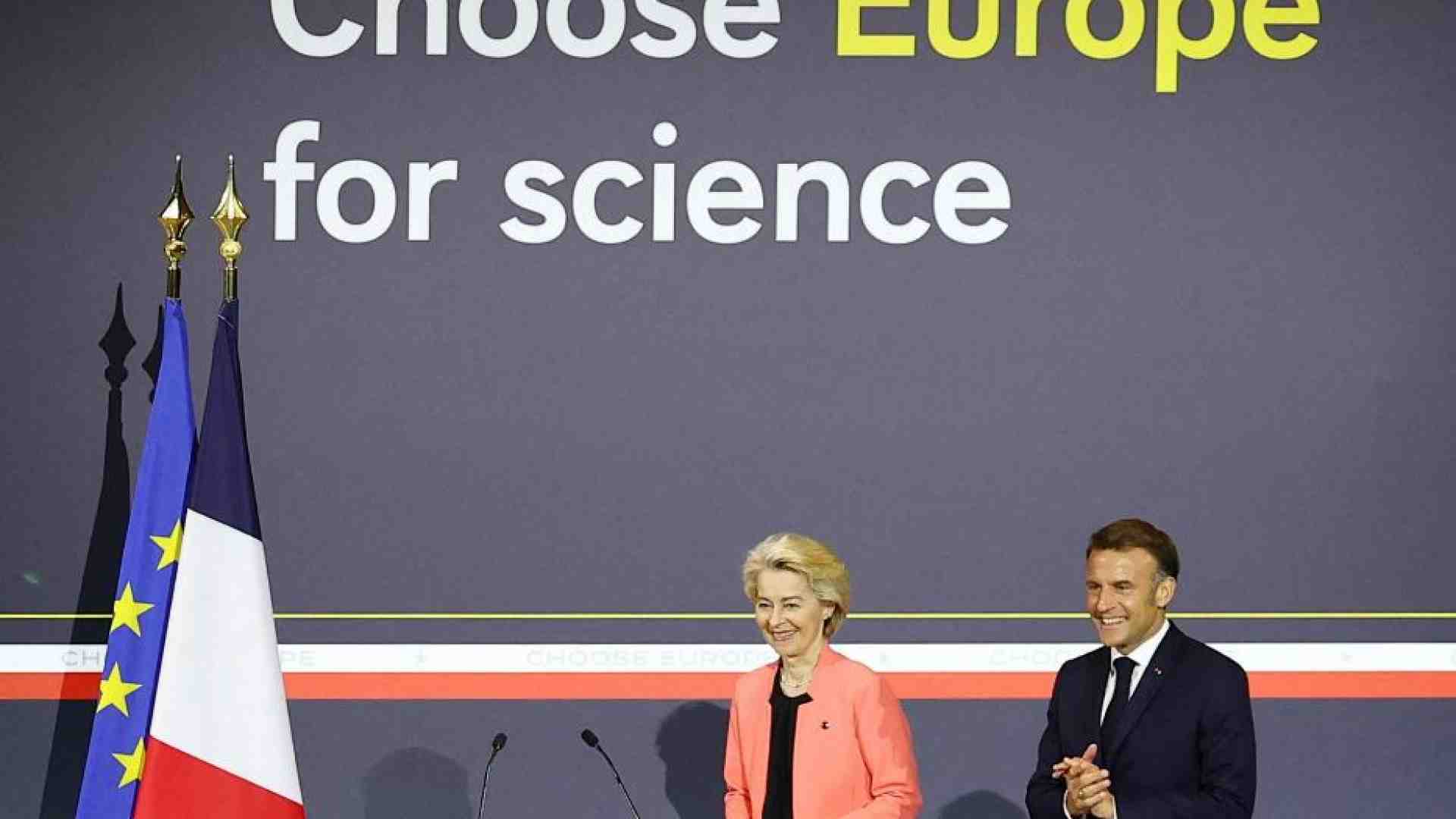 Immagine di Perché il piano di Macron sui ricercatori Usa irrita l'Italia