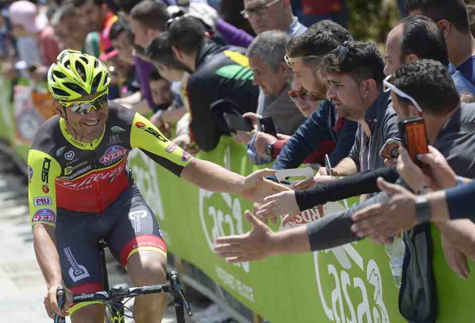 Eugert Zhupa al Giro d'Italia 2016 (foto LaPresse)