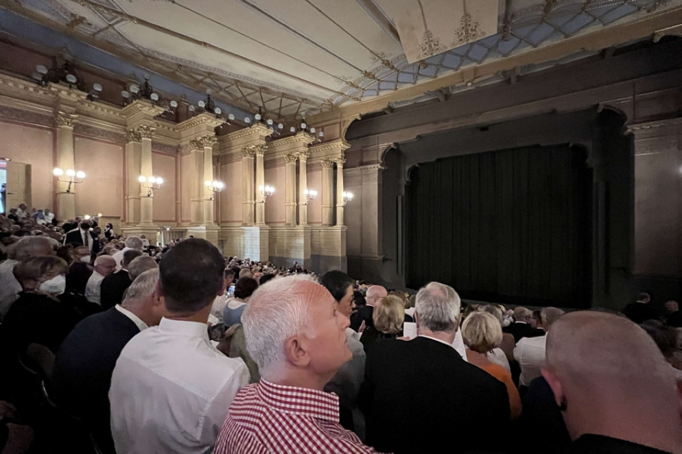 La sala del teatro del Festival wagneriano a Bayreuth - Avvenire