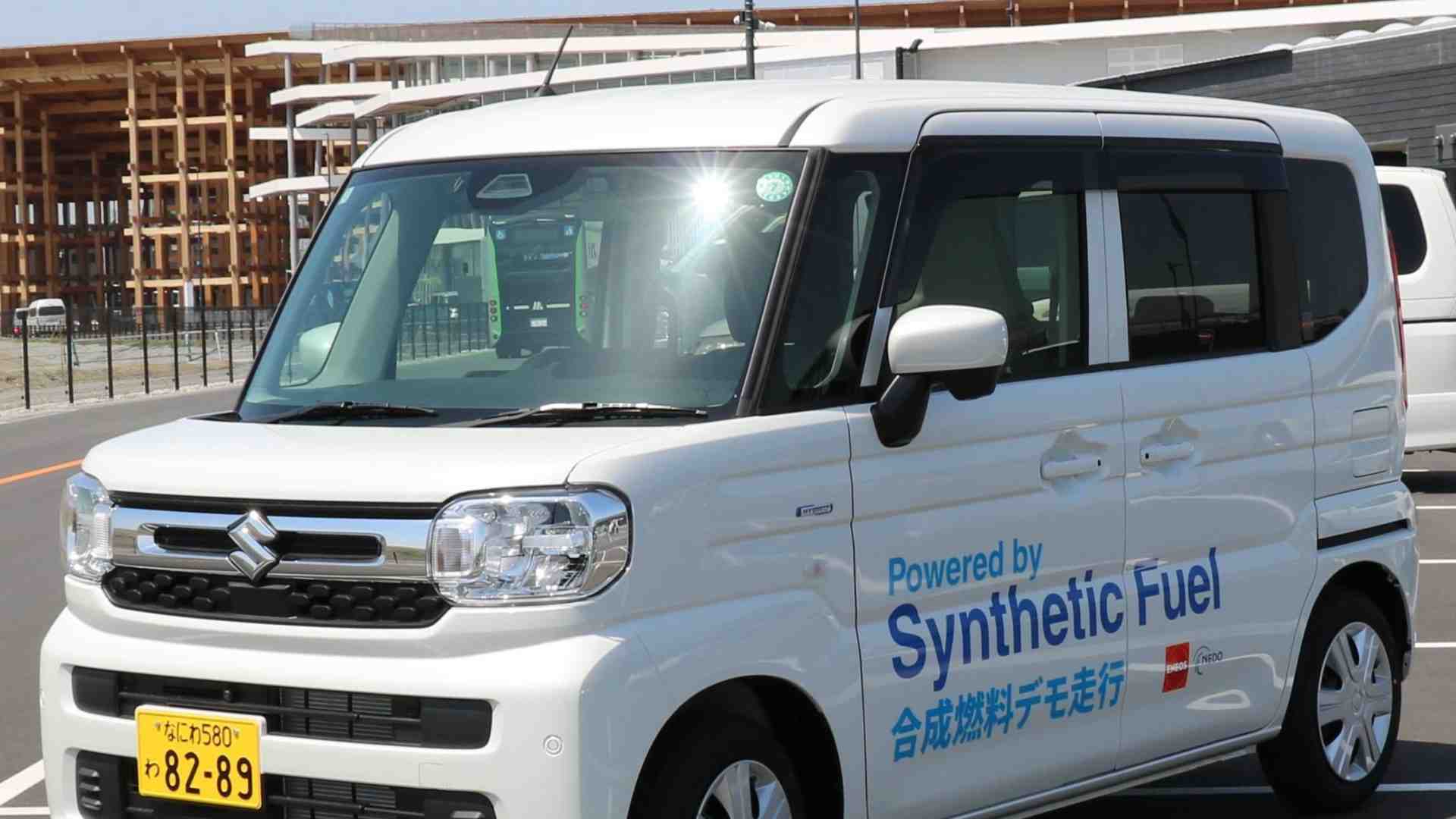 Immagine di Carburanti sintetici: Suzuki guida l'Expo di Osaka a basse emissioni