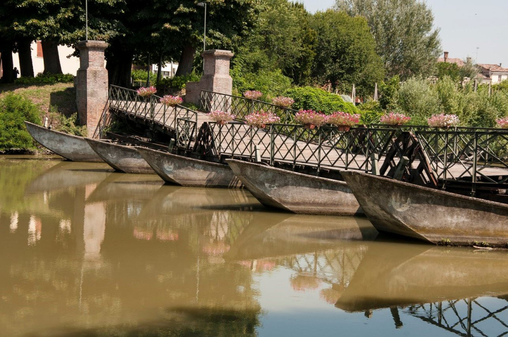 Ponte di Barche Commessaggio (Mn) - Ufficio stampa Dimore e Borghi - Gal - memastudio.com