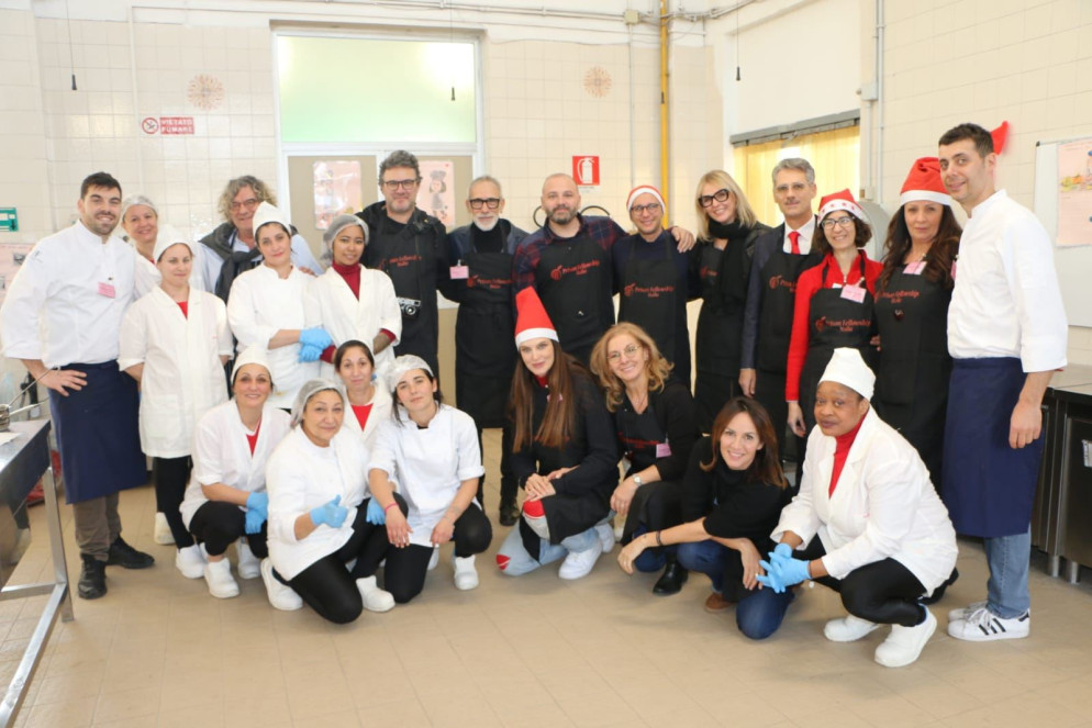 Alcuni protagonisti del pranzo di Natale a Rebibbia - Daniela Di Domenico/Rns
