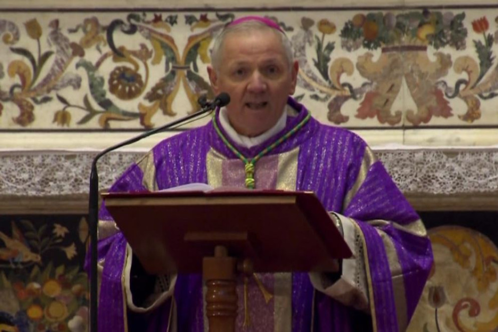 il vescovo di Padova Claudio Cipolla durante l'omelia - .
