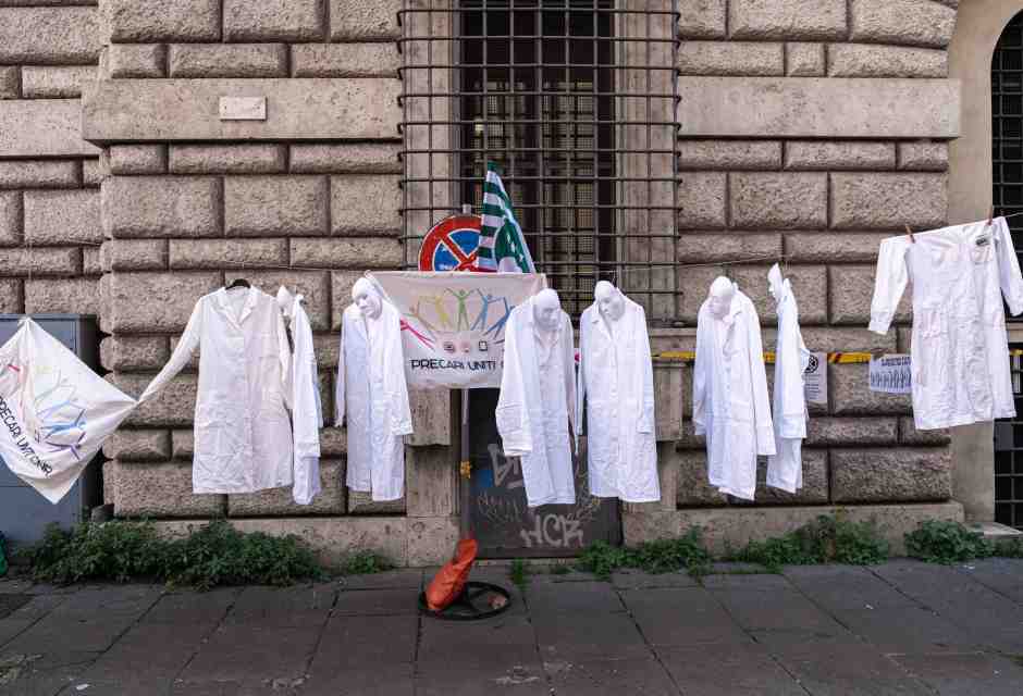 Un&rsquo;immagine della manifestazione di protesta dei ricercatori nel novembre scorso a Roma (Getty Images)&nbsp;<br />
