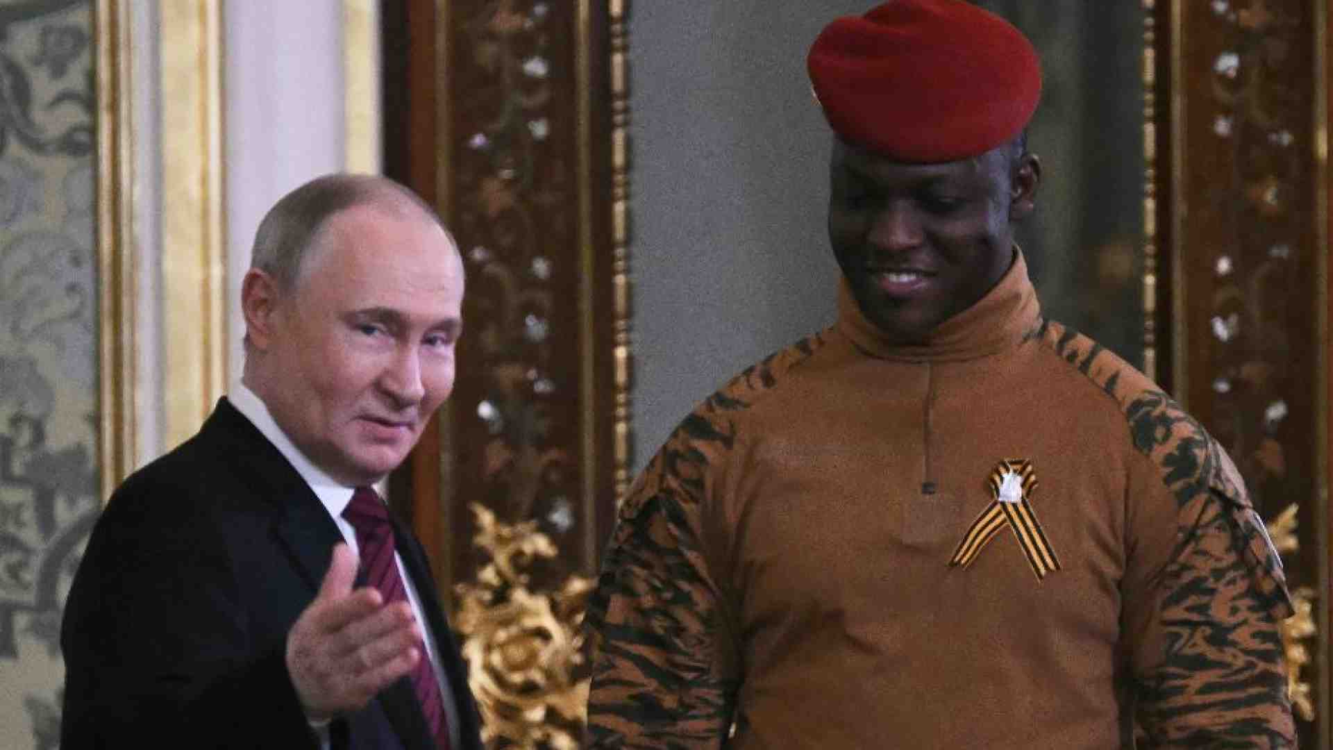 Immagine di Un'altra strage nel nord del Burkina Faso: «Cento trucidati a Djibo»