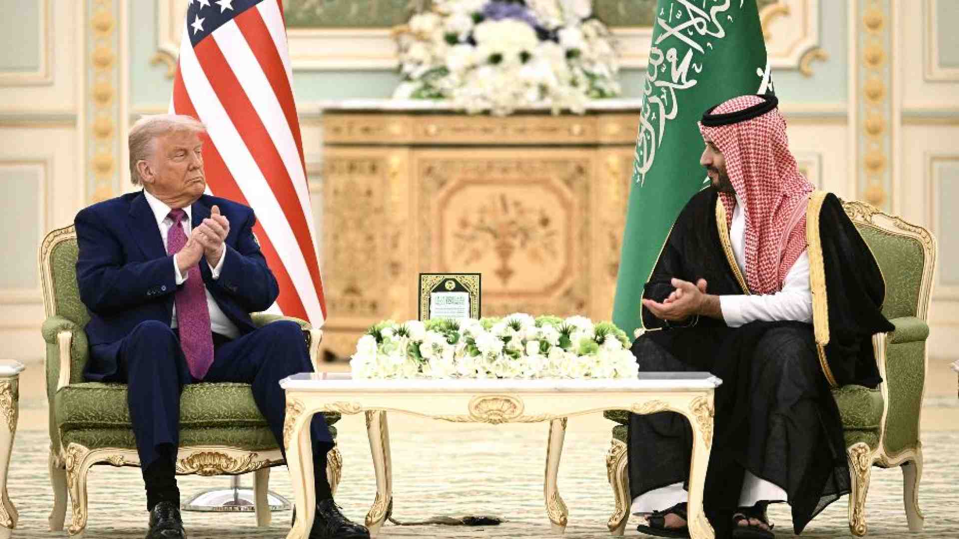 Immagine di Gaza e Kiev sullo sfondo: e Trump intanto fa affari con Bin Salman