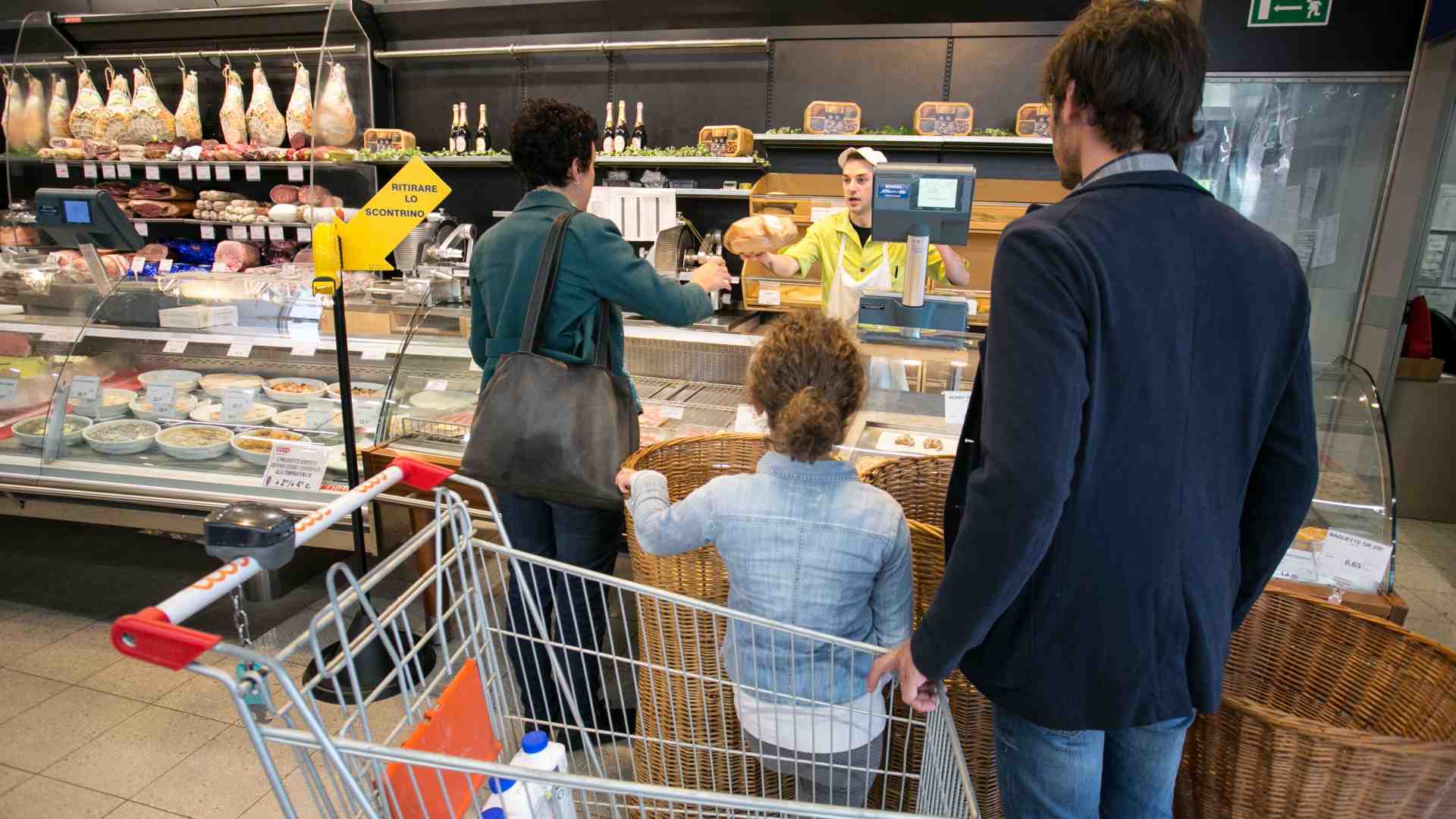 Immagine di Il ceto medio si sgretola: famiglie italiane sempre più povere