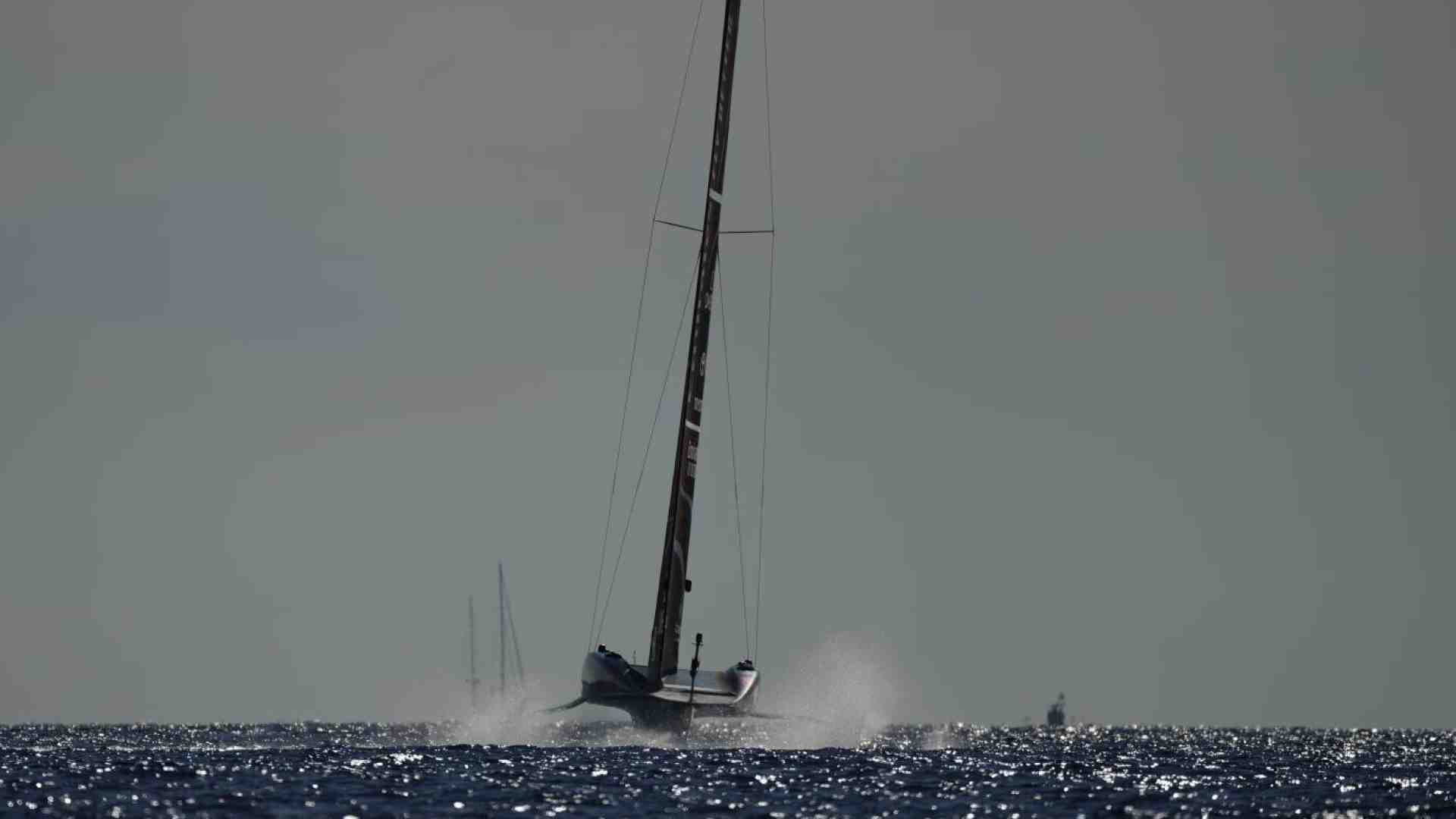Immagine di A Napoli hanno trovato l'America's (cup)