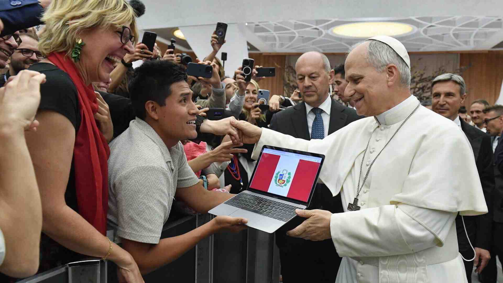 Immagine di Il Papa abbraccia l’Ucraina: “Io sono con voi”
