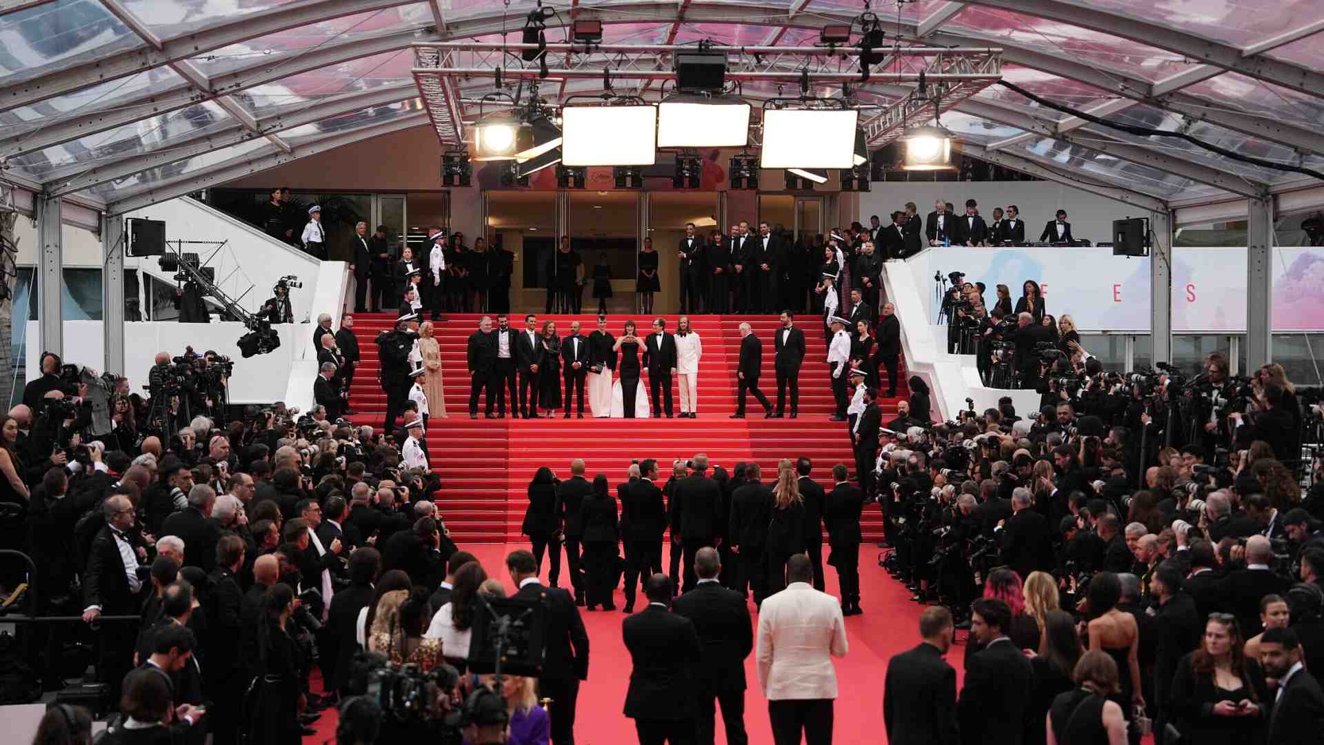 Immagine di La hit parade degli appelli a Cannes: Gaza in cima, Kyiv quota rosa, e gli ostaggi? Non emozionano