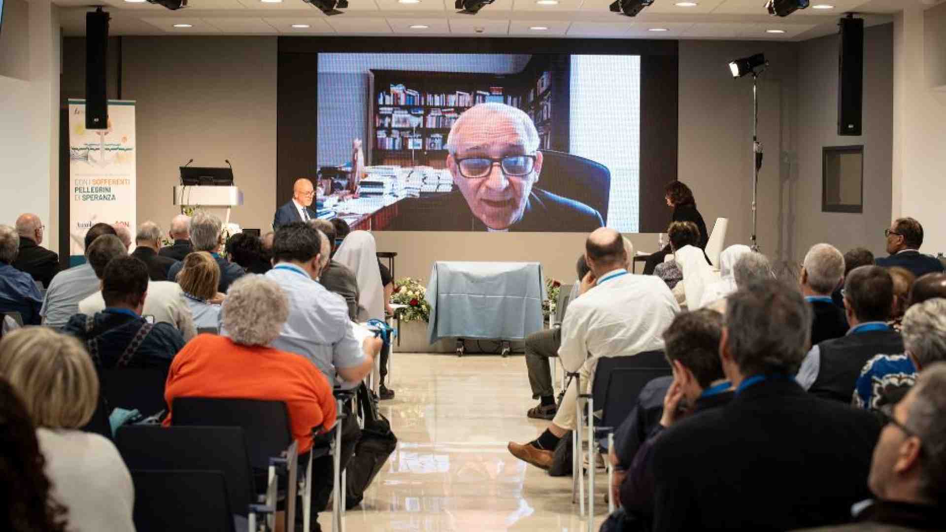 Immagine di È la solitudine che uccide: fare “comunità” con i malati