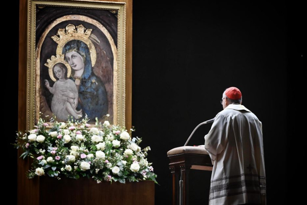 Il cardinale Parolin durante il Rosario in piazza San Pietro - Agenzia Romano Siciliani