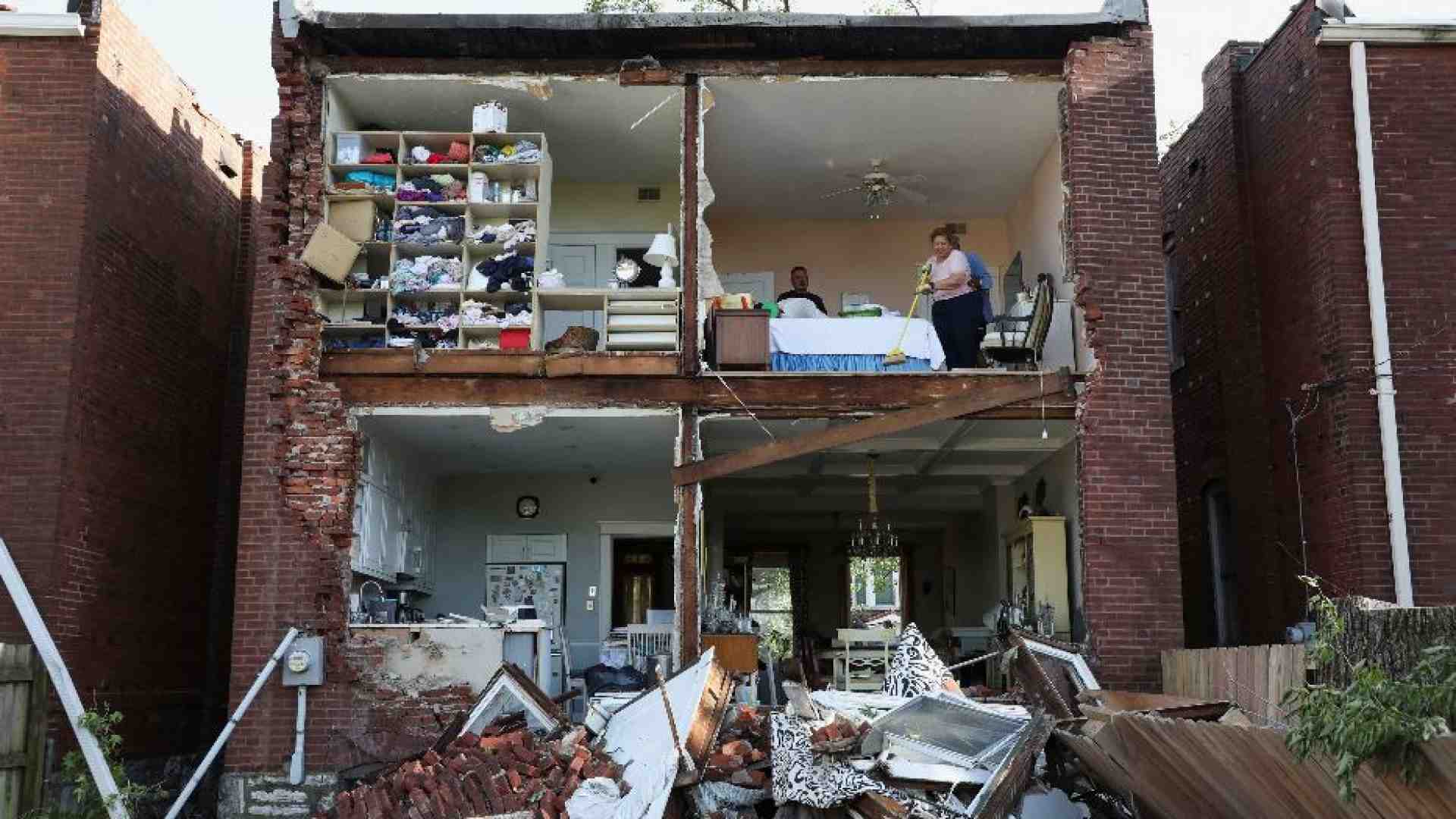 Immagine di Midwest devastato dai tornado: almeno 21 i morti