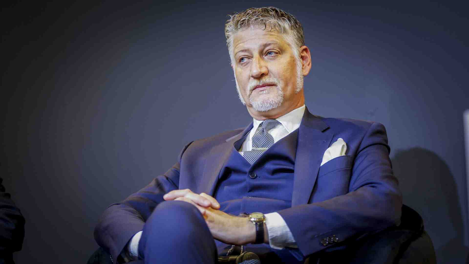 Immagine di Il ministro Giuli di fronte a un esercito ideologico arruffato