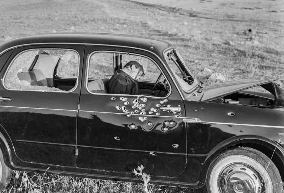 La 1100 in cui nel ’58 il boss Michele Navarra fu ucciso insieme al medico Giovanni Russo, estraneo a qualsiasi fatto criminale (foto Nicola Scafidi) <br />