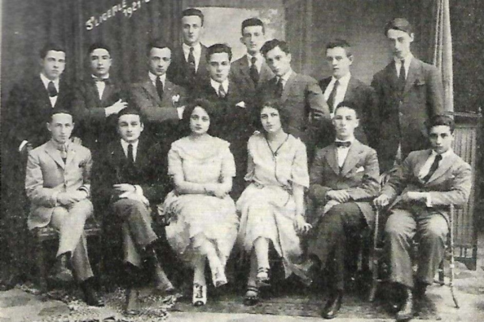 La neo beata con la sua classe al liceo “Costa” Itala Mela