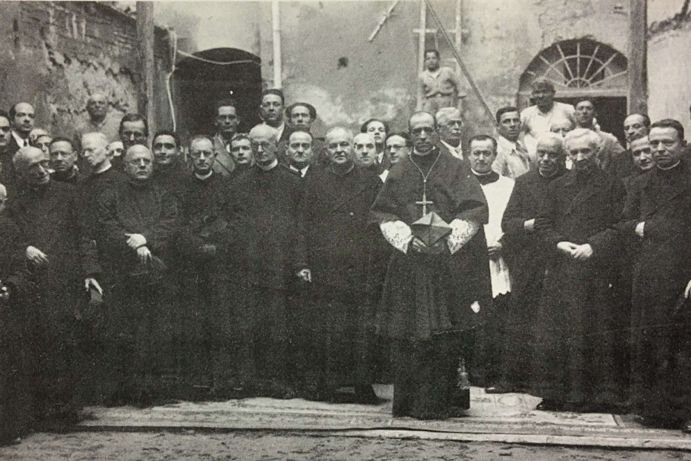 L’allora cardinale Pacelli In basso, Carlo Maria Curci, fondatore della rivista dei gesuiti (La Civiltà Cattolica)