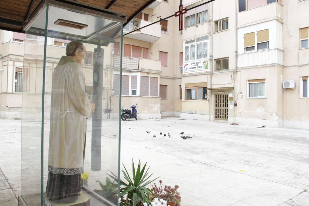 Piazza Anita Garibaldi a Palermo dove padre Puglisi è stato ucciso e dove si trova la sua casa-museo