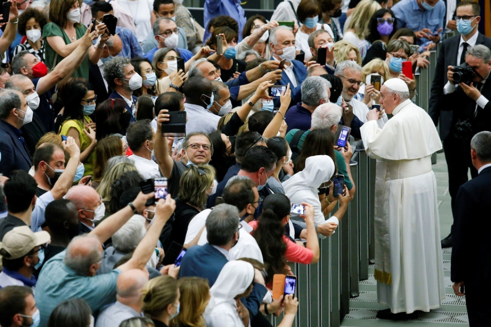 L'incontro con il Papa per i 50 anni di Caritas italiana - Reuters