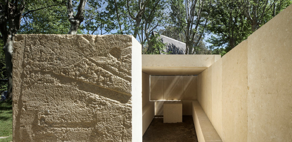 L'interno della cappella di Eduardo Souto De Moura (Alessandra Chemollo)