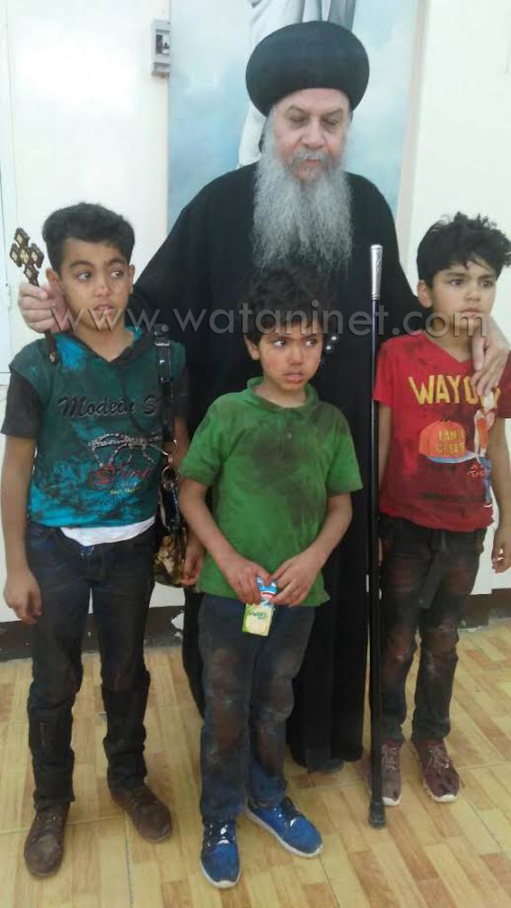 Tre bimbi si sono salvati, ma non sanno dove sono i genitori (Watani)