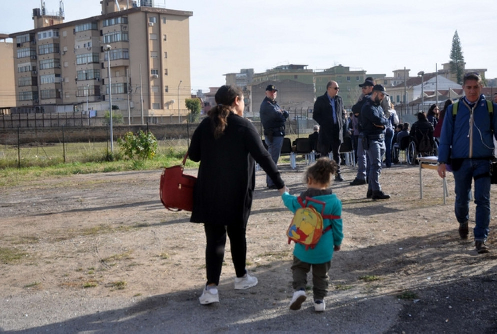 Alcuni momenti dell’inaugurazione dello spazio in cui sorgerà l’asilo nido voluto da don Puglisi avvenuta qualche giorno fa al cuore del quartiere Brancaccio