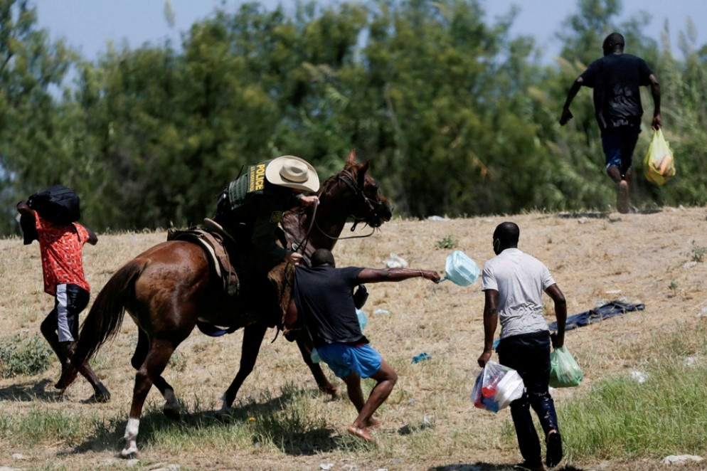 Migranti nella zona di Del Rio - Reuters