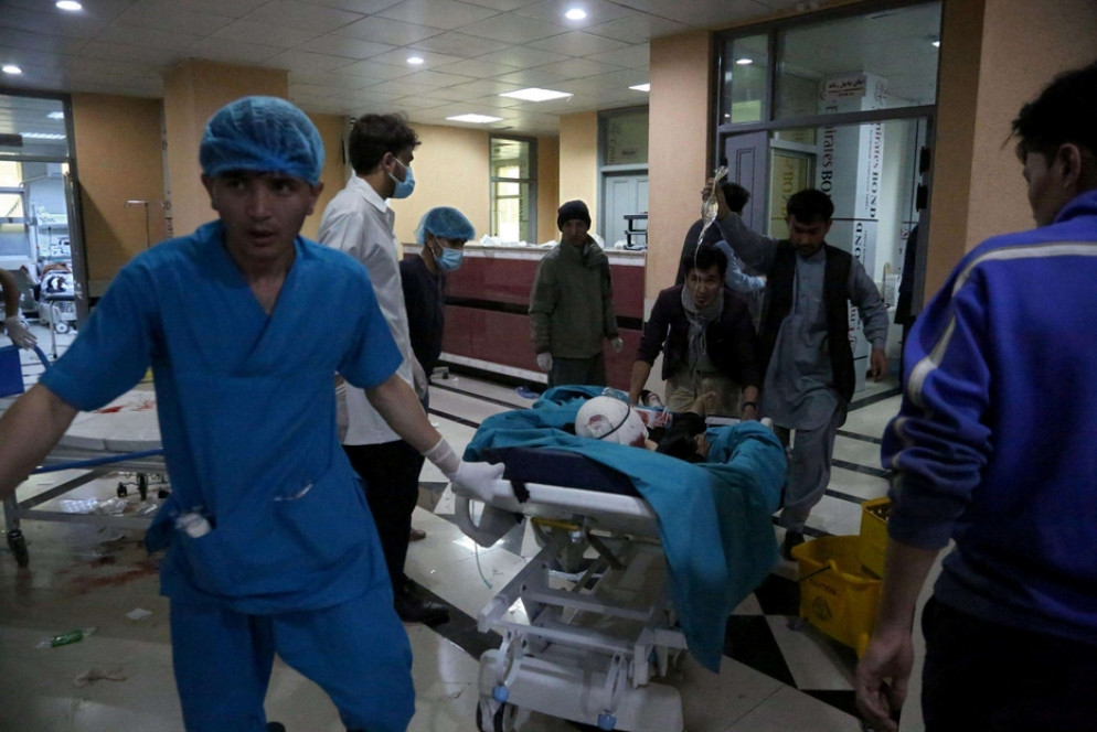 L'arrivo in ospedale dei feriti - Ansa