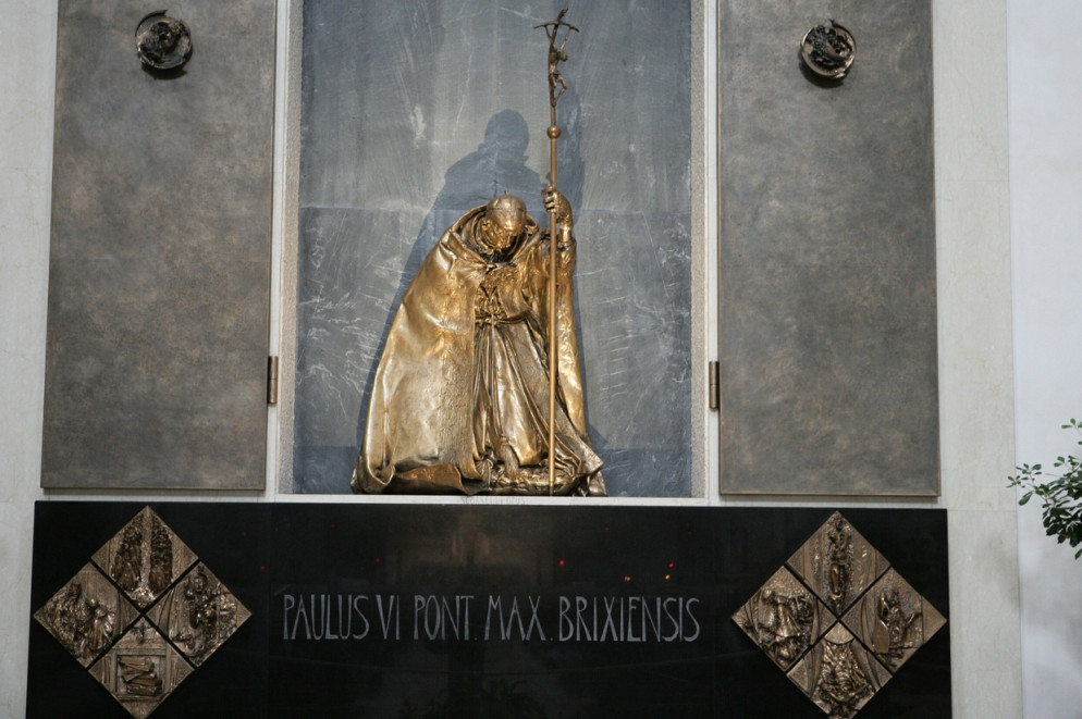 Brescia: il monumento a Paolo VI di Lello Scorzelli, in Cattedrale (foto Eden-La Voce del Popolo)