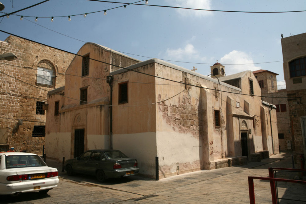 La chiesa ortodossa di San Giorgio sorge sopra i resti della chiesa di San Lorenzo nel quartiere genovese di Acri (foto F.Benente) - FOTO DI MARIO BOCCIA ©